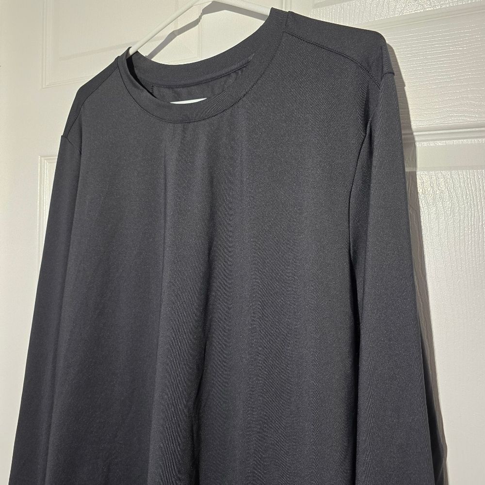 RHONE long Sleeve - Picture 2 of 6